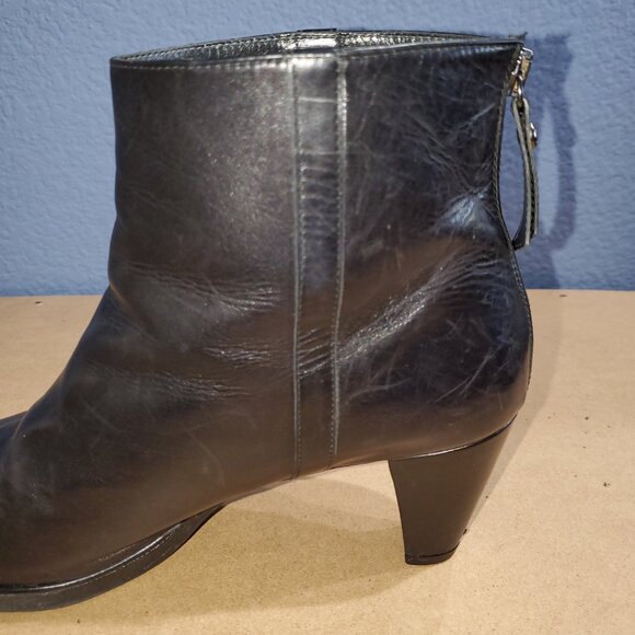 Stuart Weitzman Restart Ankle Boot, Made in Spain - Picture 9 of 14